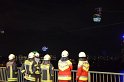 Einsatz BF Hoehenretter Koelner Seilbahn Hoehe Zoobruecke P2618